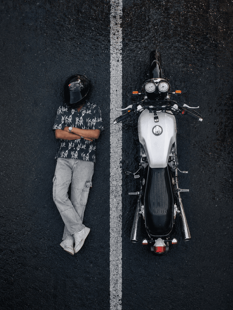 Drone shoot bick Ai Photo Prompt