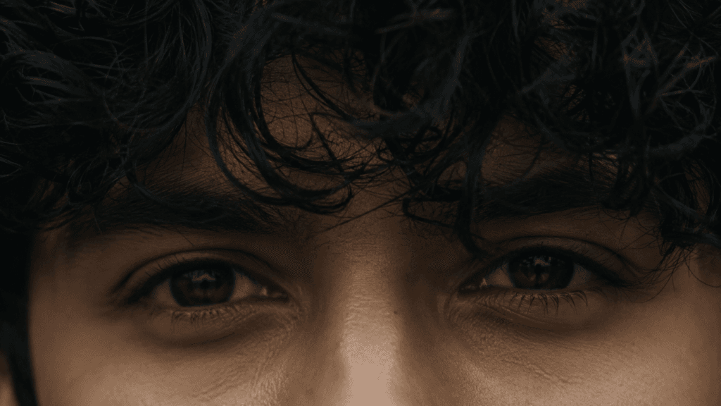 Trending eye ai photo editing prompt 